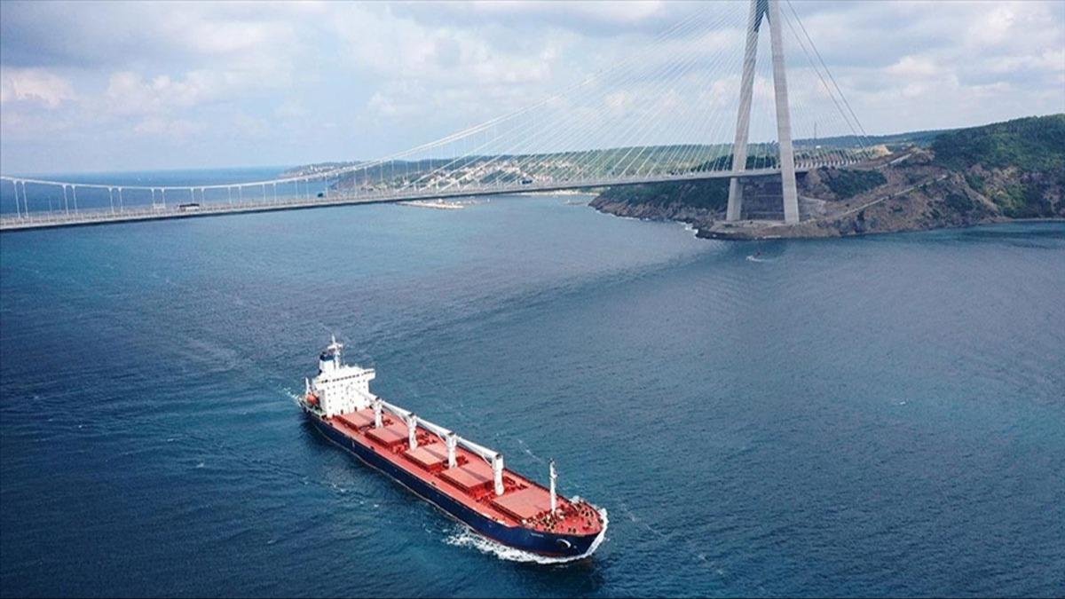 stanbul Boaz'ndan yln ilk eyreinde 9 bin 351 gemi geti