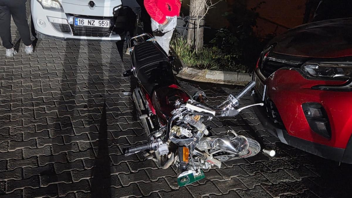 Bursa'da 2 motosikletin kart kazada 1 kii ld, 1 kii yaraland