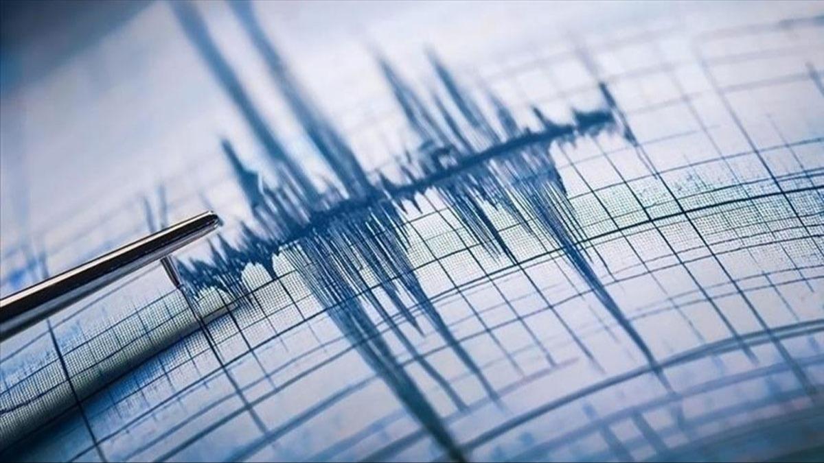 Ege Denizi'nde 4,9 byklnde deprem