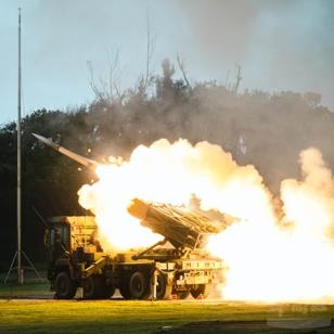 HIMARS ilk kez kullanıldı! 33 roket ateşlendi