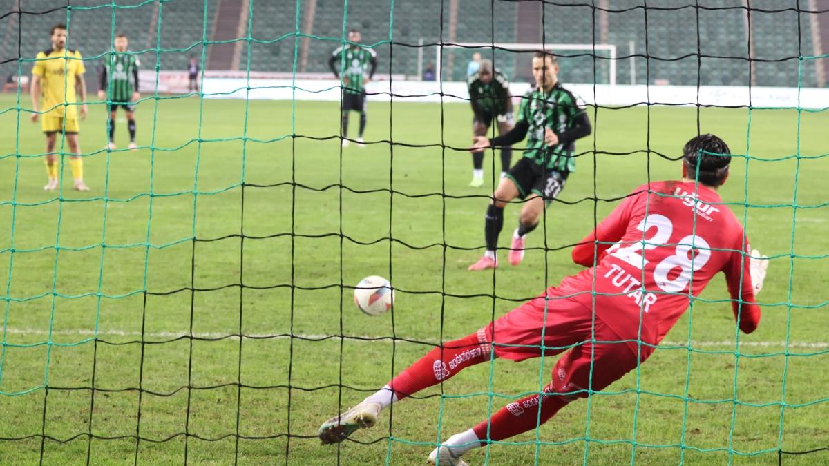 Kocaelispor gollerin ounu son 15 dakikaya sdrd