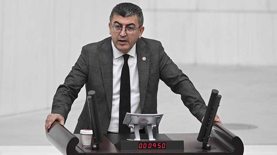 Hasan Ekici partisinden istifa etti