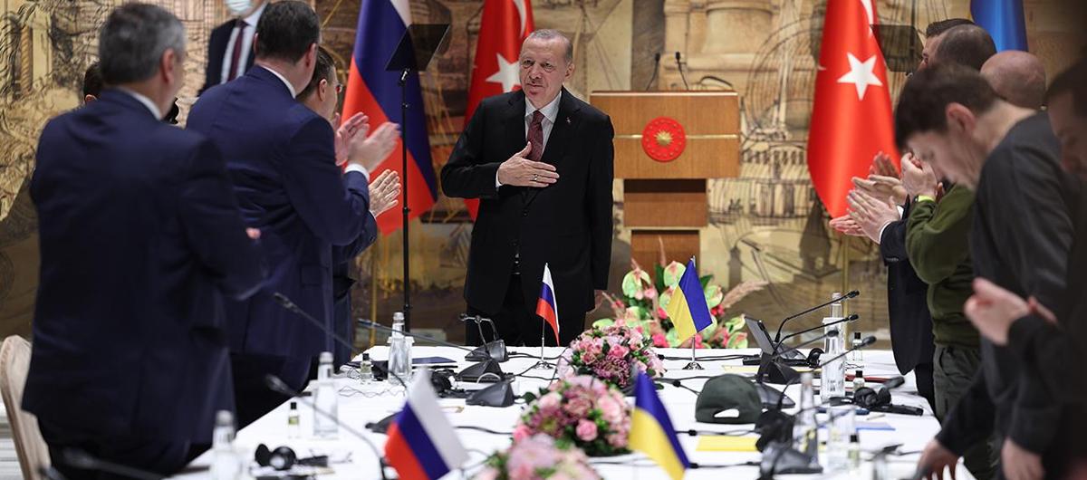 Barış masası yine Türkiye'de kurulacak! "Putin'in İstanbul teklifi tesadüf değil"