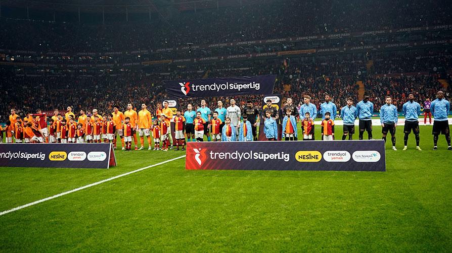 Tek şampiyonluk iki ayrı amaç!
