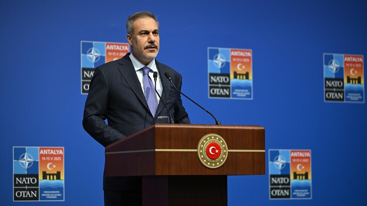 3 ilde youn diplomasi trafii! Bakan Fidan'dan Ukrayna ve Rusya'ya taviz'' ars