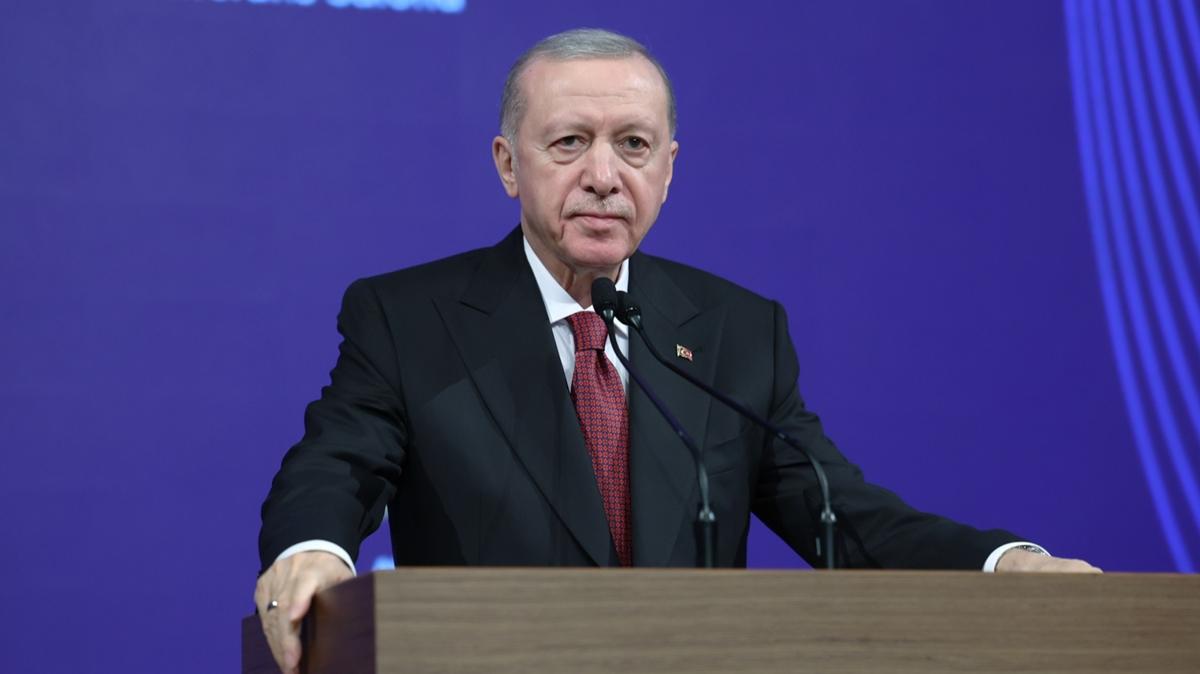 Terrsz Trkiye hedefi... Cumhurbakan Erdoan: En byk eserimizi ina ediyoruz