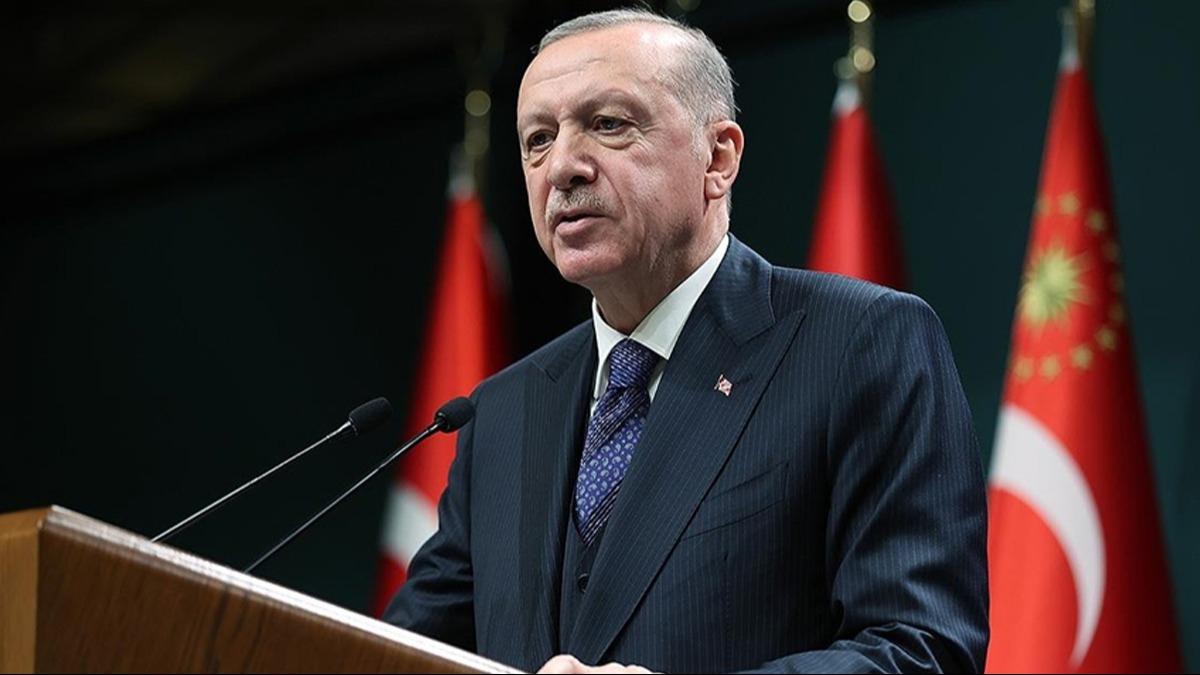 #CANLI Cumhurbaşkanı Erdoğan GENÇFEST'te önemli açıklamalarda bulunuyor