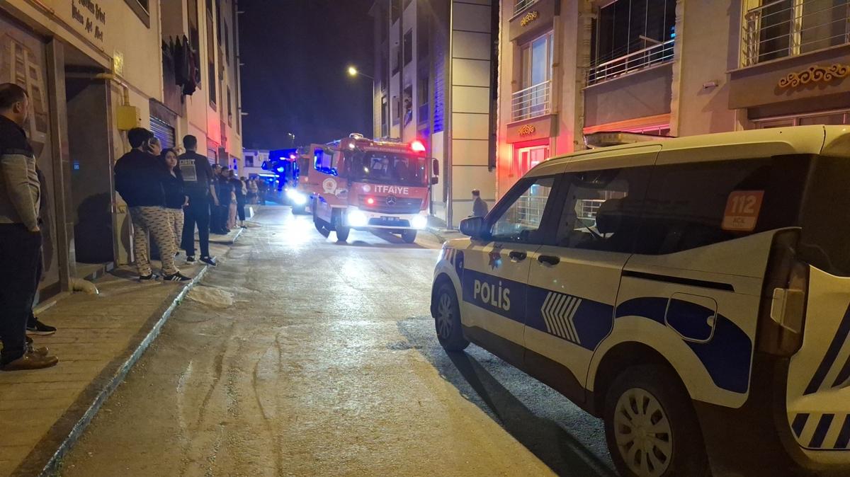 Samsun'da apartmanda yangn panii: 1'i ocuk 3 kii etkilendi