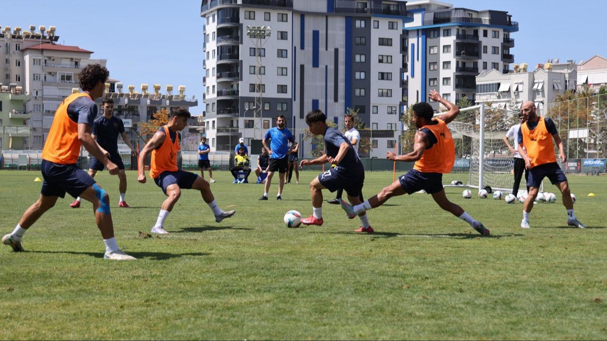 Alanyaspor'da Konyaspor mesaisi balad