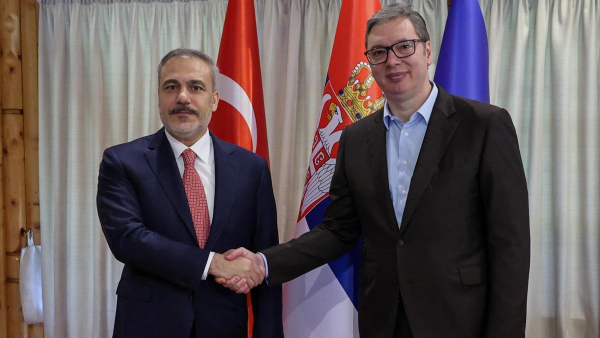 Bakan Fidan, Srp lider Vucic ile grt