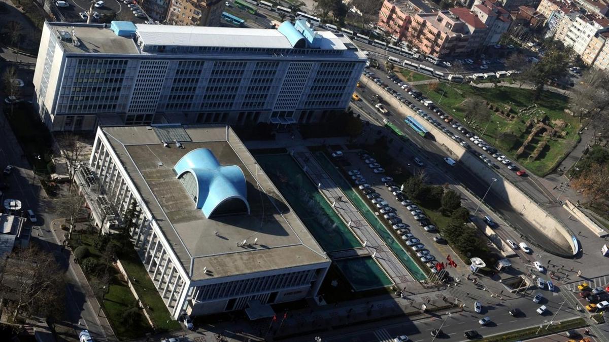BB'ye nc dalga operasyon! Daire bakan dahil 22 kii gzaltnda...