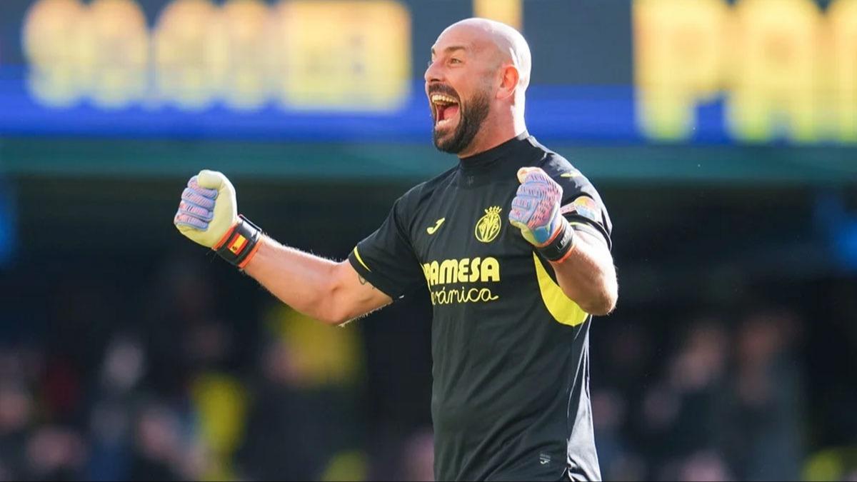 spanyol kaleci Pepe Reina teknik direktr oluyor