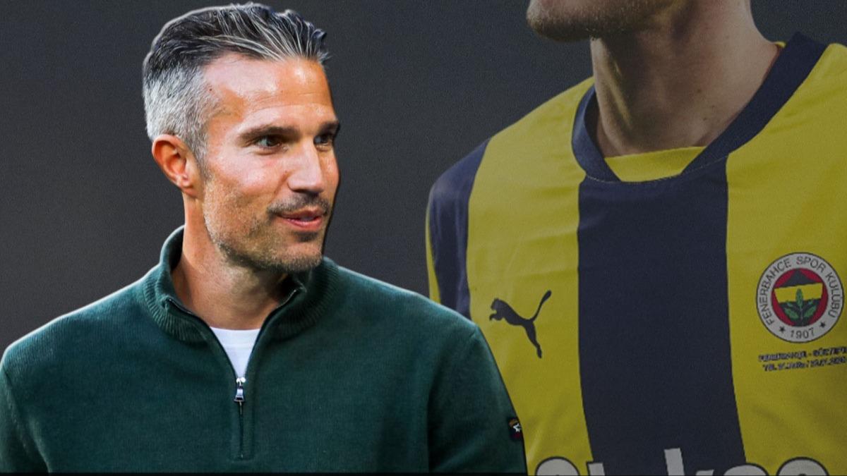 Polonya basn duyurdu! Robin van Persie'nin gz Fenerbaheli o yldzda
