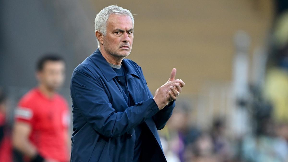 Luis Nani'den Jose Mourinho yorumu: Devam ederse zel eyler yapacaktr
