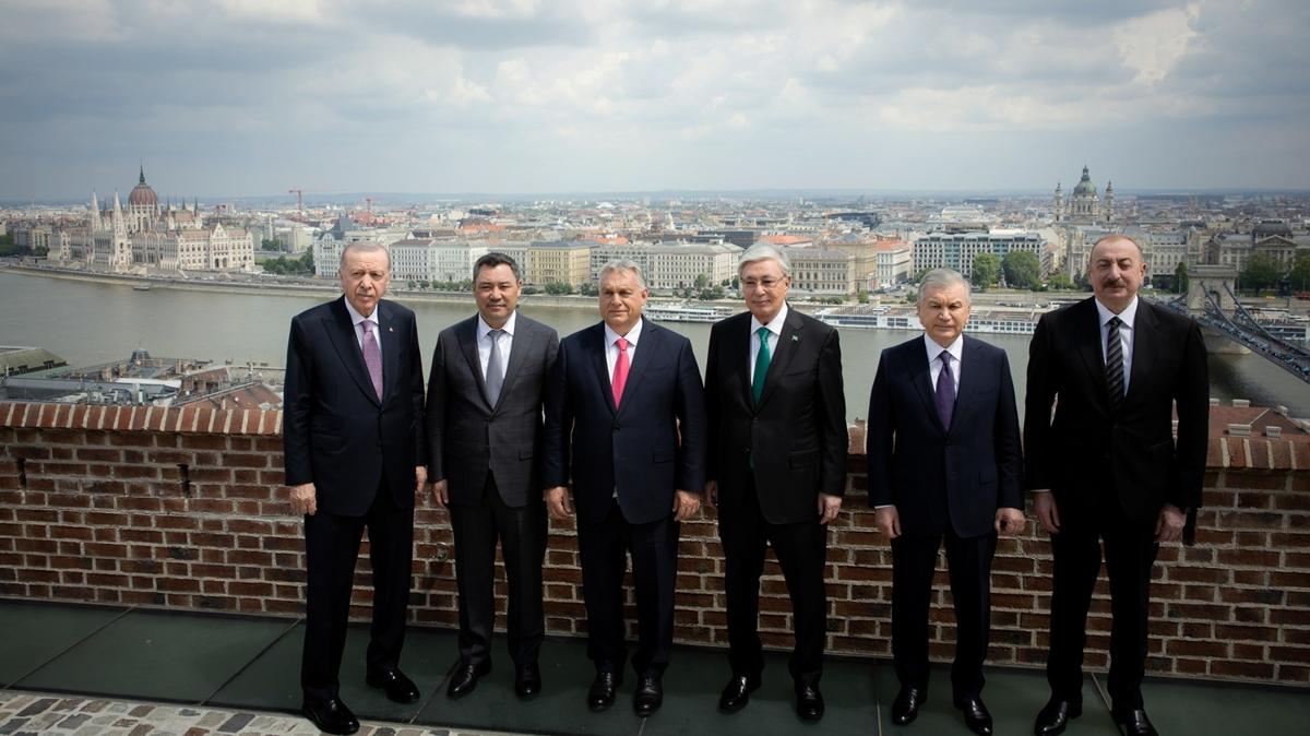 Trkiye'nin blgesel rolne takdir... Zirve bildirisinde KKTC vurgusu