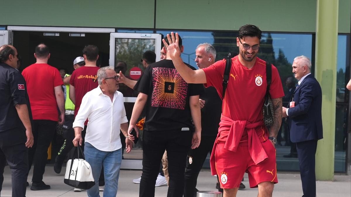 Galatasaray kafilesi, zmir'de