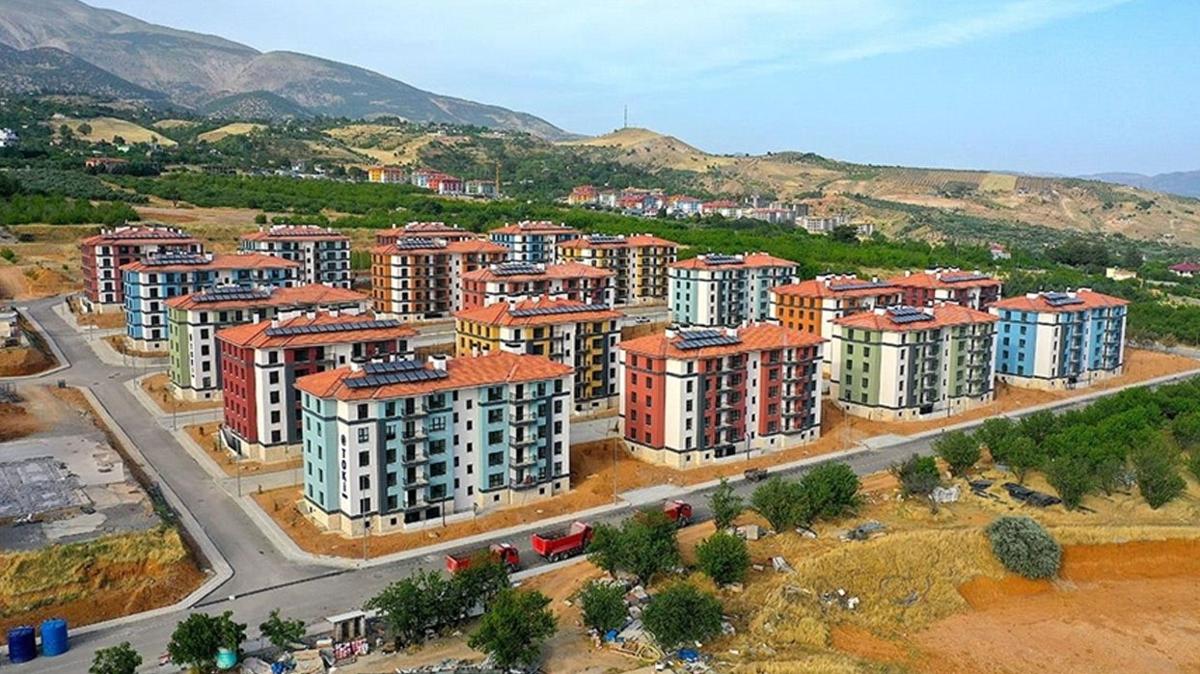 Deprem konutlar teslim ediliyor... Kurdeleyi Cumhurbakan Erdoan ve Aliyev kesecek