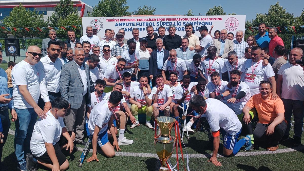 Ampute Futbol Sper Ligi'nde ampiyon ahinbey Ampute