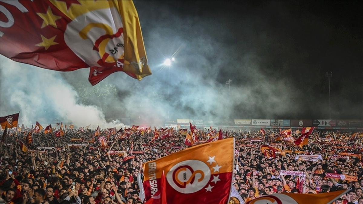 Galatasaray ampiyonluk kutlamas ne zaman, saat kata? Yenikap GS ampiyonluk kutlamas hangi kanalda yaynlanacak?