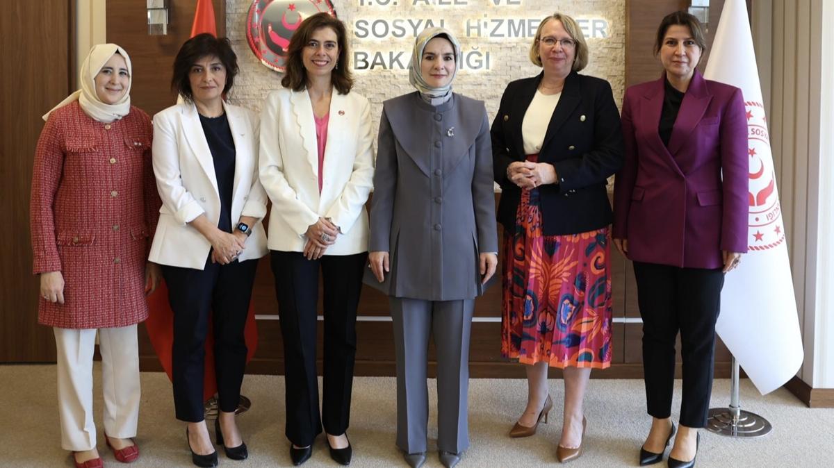 Bakan Gkta, BM Kadn Direktr Guimond ile bir araya geldi
