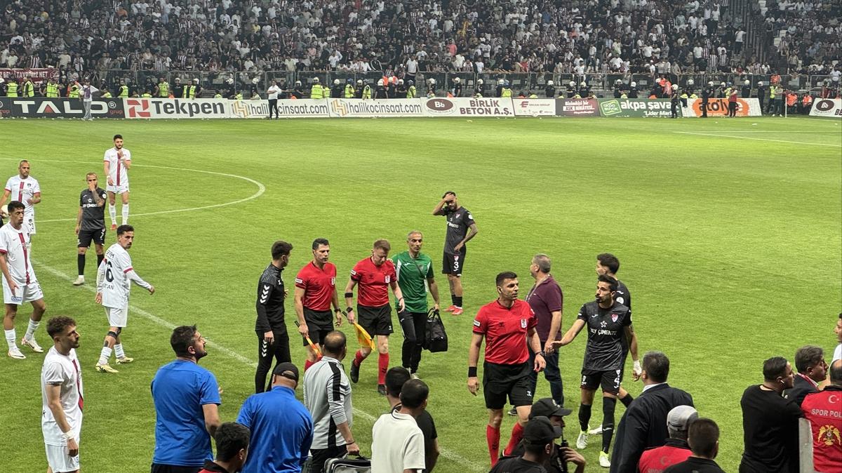Ma tatil edilmiti! PFDK, Vanspor-Elazspor mann cezalarn aklad