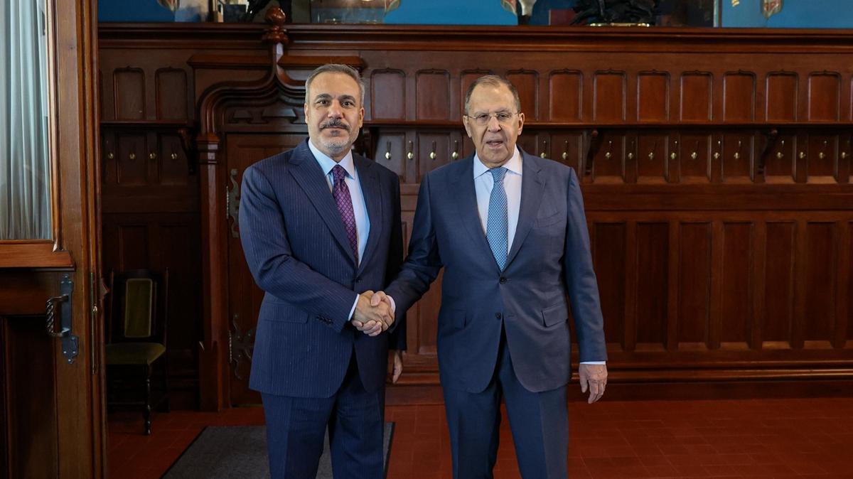 Rusya'da kritik temas: Bakan Fidan ile Lavrov bir araya geldi 
