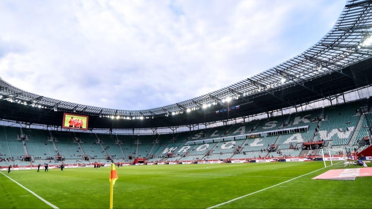 Wroclaw Stad, UEFA Konferans Ligi finaline hazrlanyor
