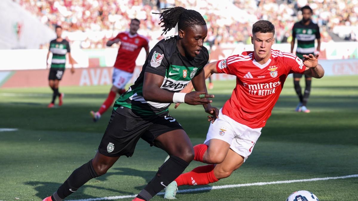Benfica hakemlik standartlarn, VAR uygulamalarn eletirdi