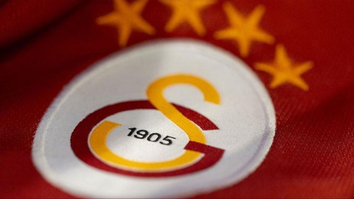Galatasaray'da yaprak dkm! 5 oyuncu ile yollar ayrld