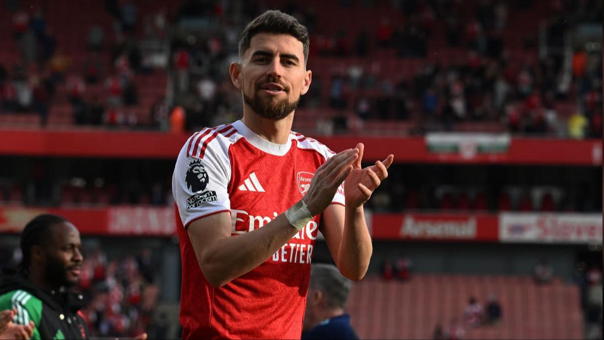 Jorginho, Arsenal'e veda etti