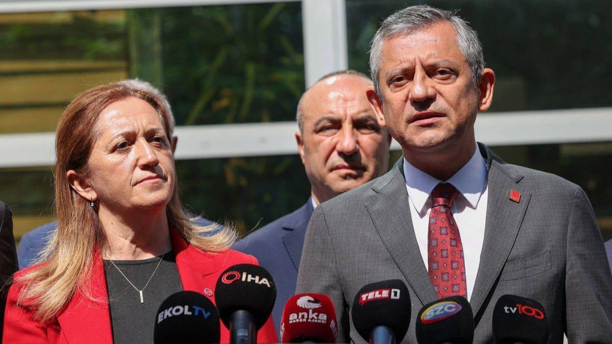 23 bin ii iin tek kelime etmedi: DSK Bakan, zel'in arkasna snd 
