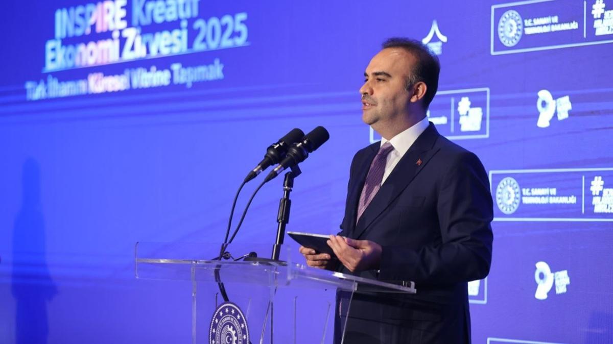 Bakan Kacr: Dnyada ei benzeri olmayan bir ie Trk genlii ile birlikte imza attk