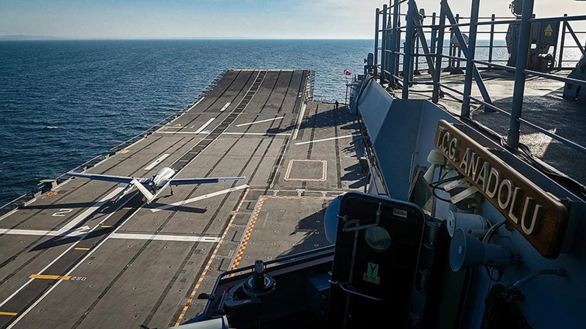 Bat'da ''TCG Anadolu-TB3'' depremi: Hala dnyoruz