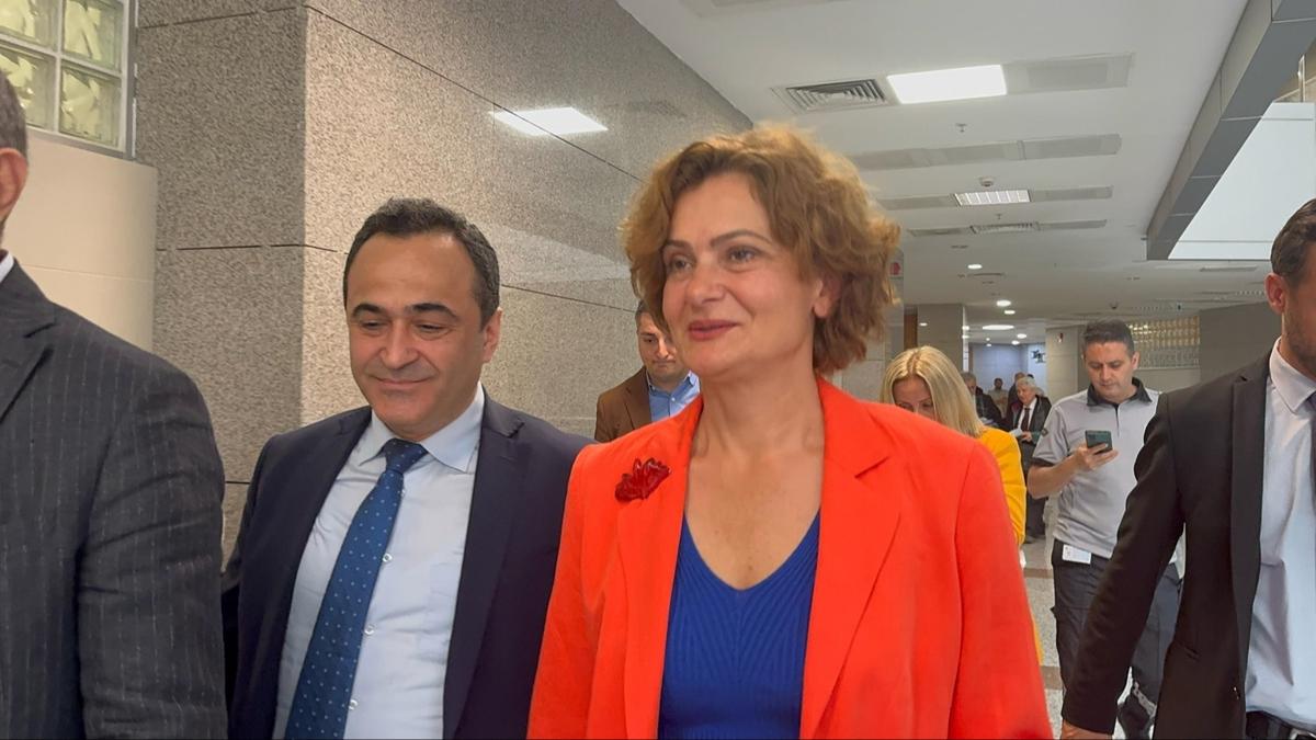 Canan Kaftancolu ''askeri ve emniyet tekilatn aalama'' davasnda hakim karsnda