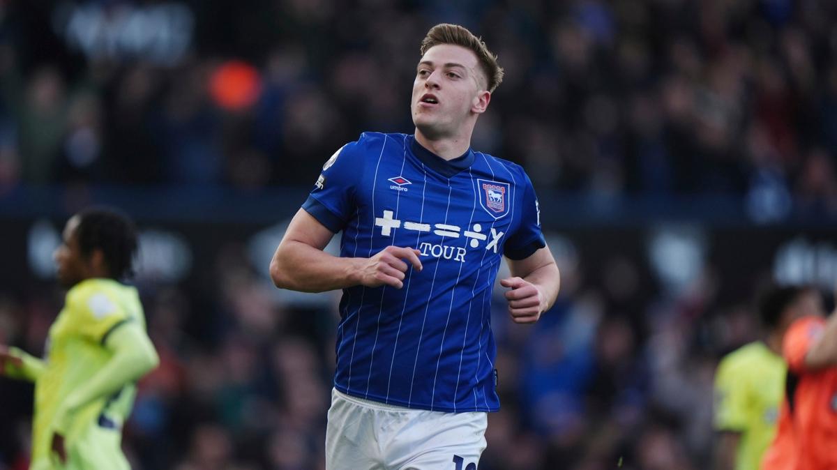 Chelsea, Liam Delap ile imzalyor