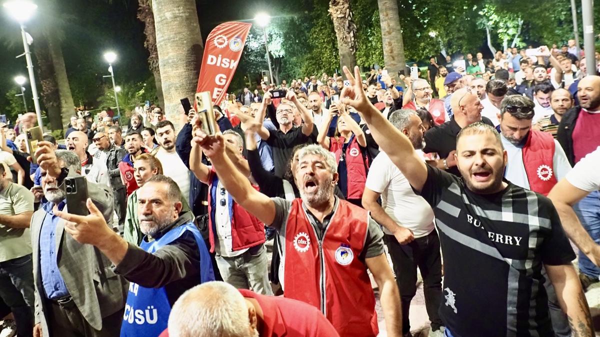 CHP'nin ynettii belediyede byk kaos! Binlerce ii greve gitti