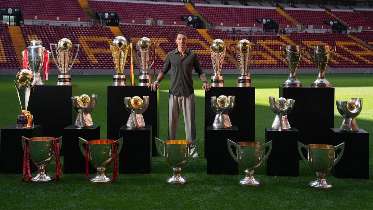 Galatasaray'dan Fernando Muslera iin duygusal veda mesaj