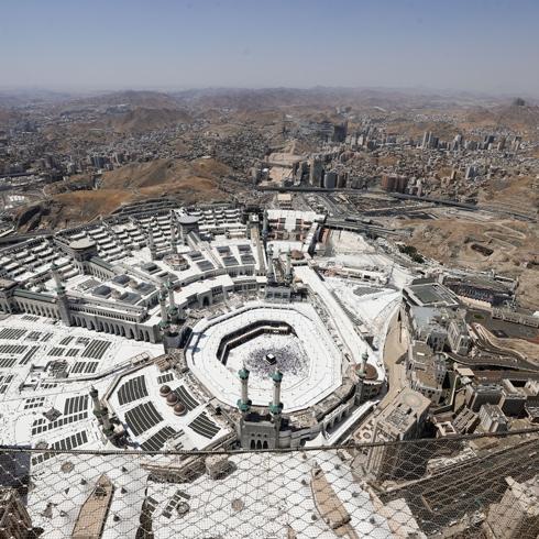 Kabe, 601 metrelik Kraliyet Saat Kulesi'nden görüntülendi