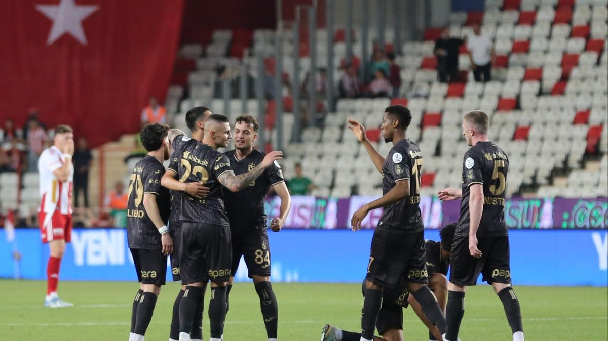 MA SONUCU: Antalyaspor 0-2 Trabzonspor