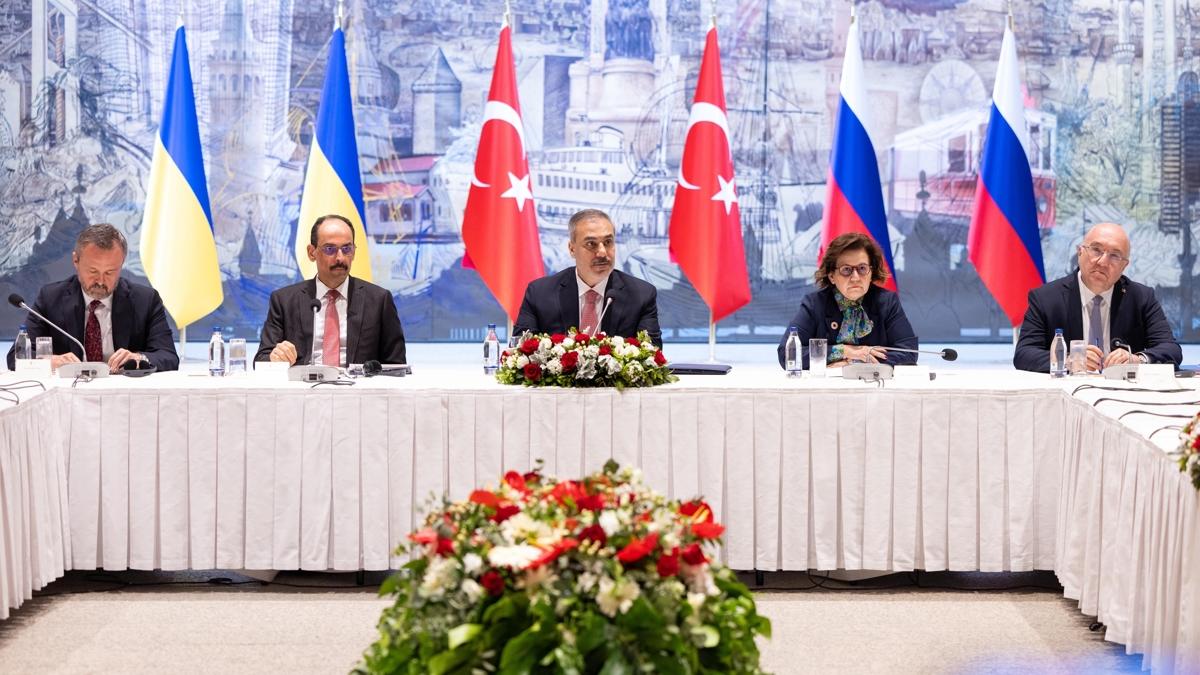 Rusya tarih vererek duyurdu: Taraflar stanbul'da bir araya gelecek