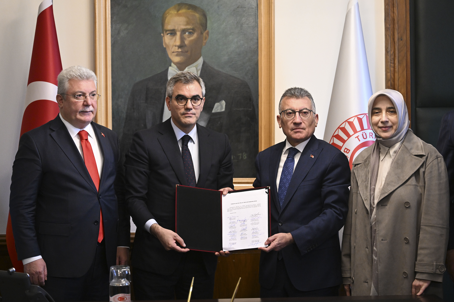 TBMM'de seçim süreci başlıyor... AK Parti'nin adayı Numan Kurtulmuş oldu