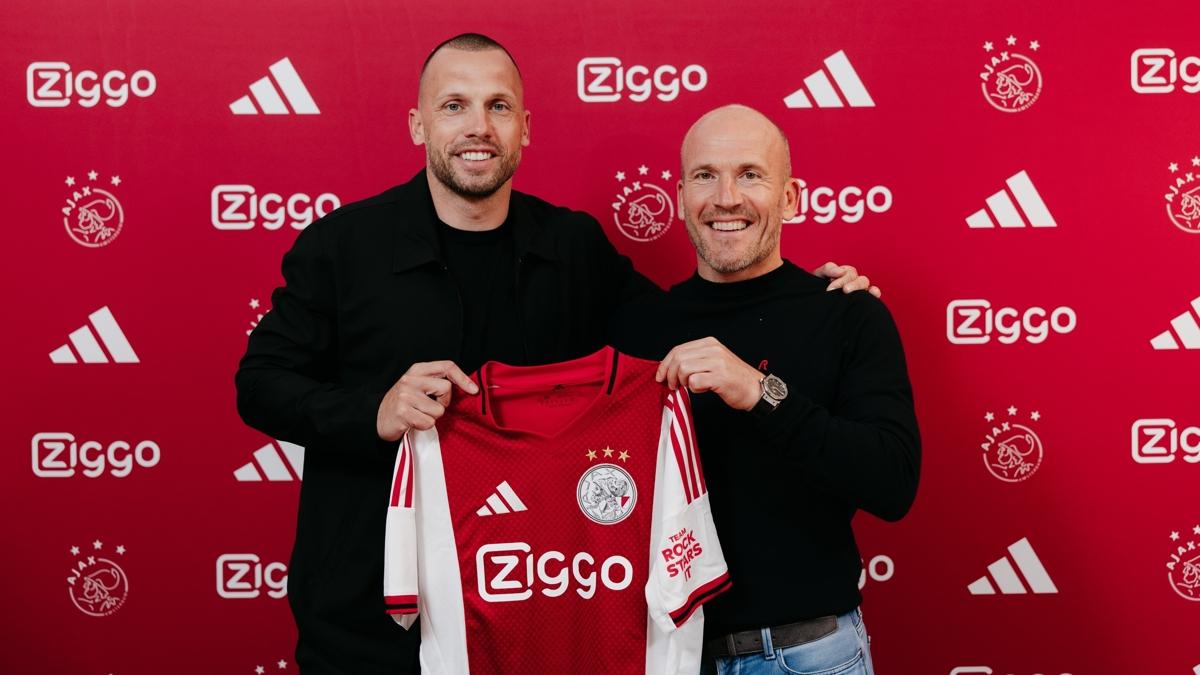 Ajax, John Heitinga'yı takımın başına getirdi