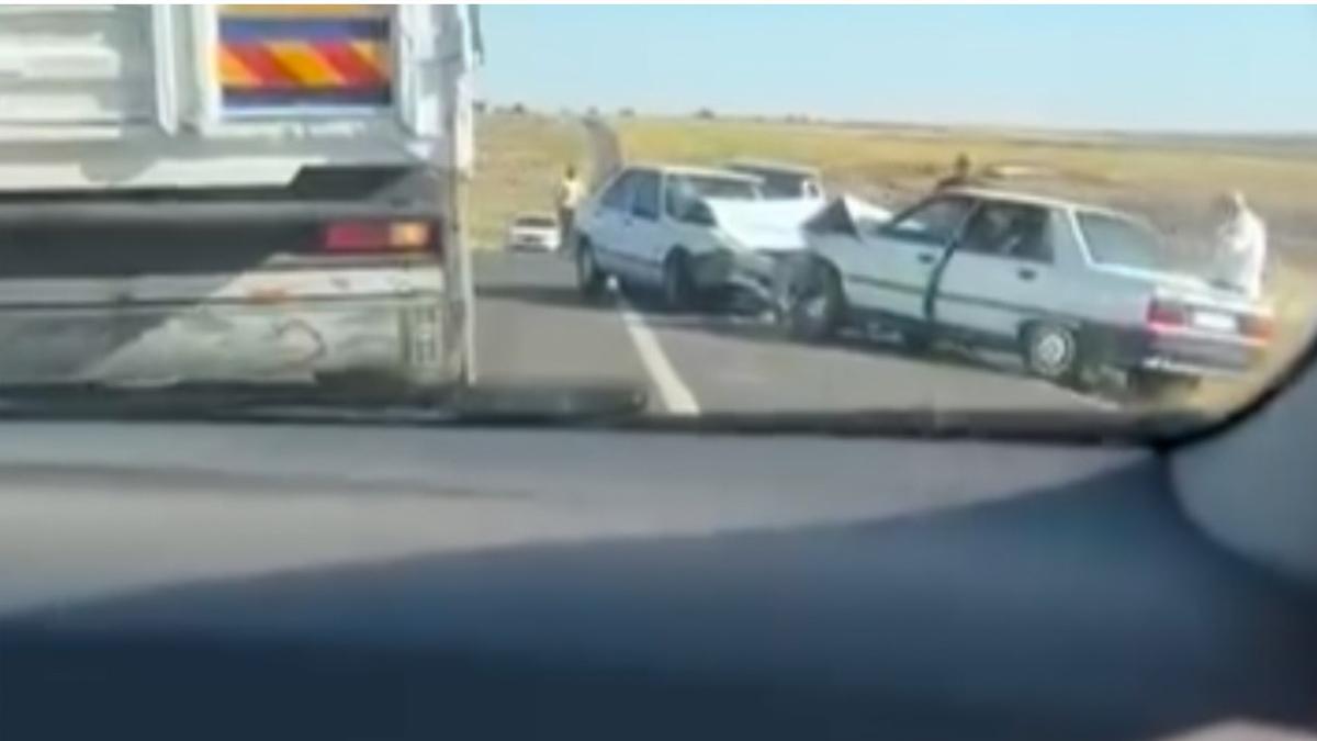 Şanlıurfa'da feci çarpışma: Ortalık can pazarı