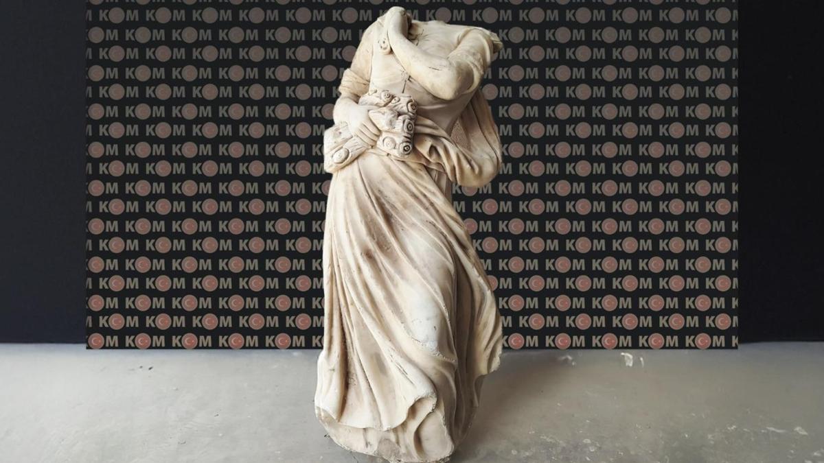 Edirne'de otomobilin bagajnda neoklasik dneme ait kadn heykeli ele geirdi