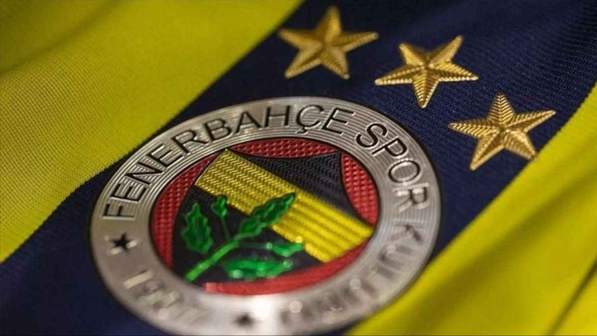 Fenerbahe'de yaprak dkm! 7 oyuncu ile yollar ayrld