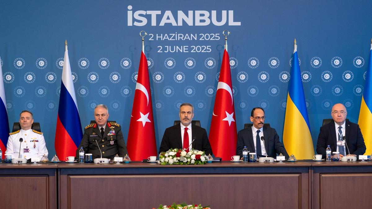 Bakan Fidan'dan bar masas mesaj... ''Memnuniyet verici''
