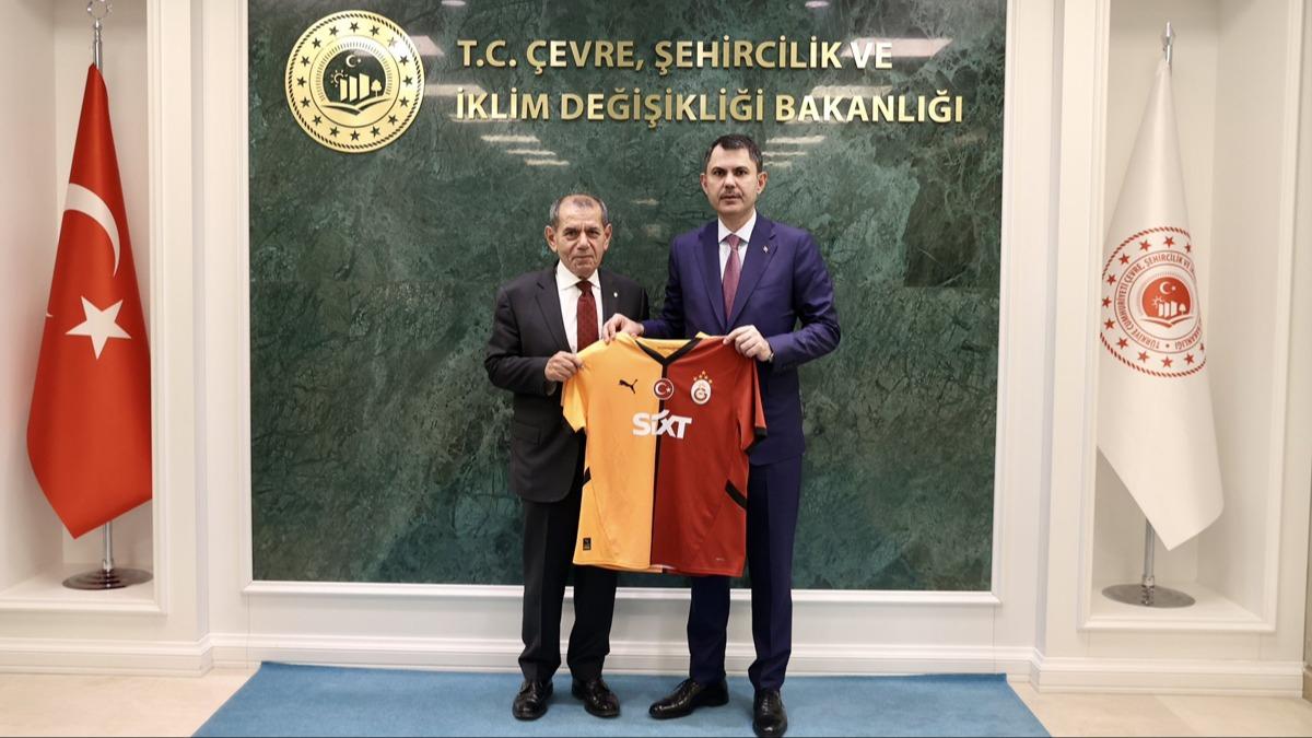 Bakan Kurum, Galatasaray Bakan zbek'i kabul etti 