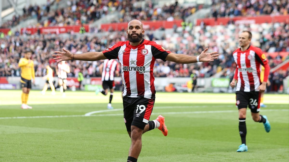 Manchester United bir transferi daha bitirmek zere