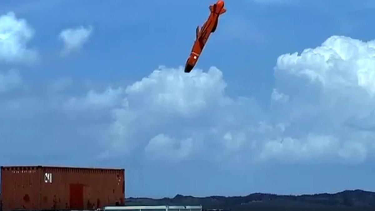 Da bamll bitirecek kritik hamle: SOM'dan yerli turbojet motorla byk baar
