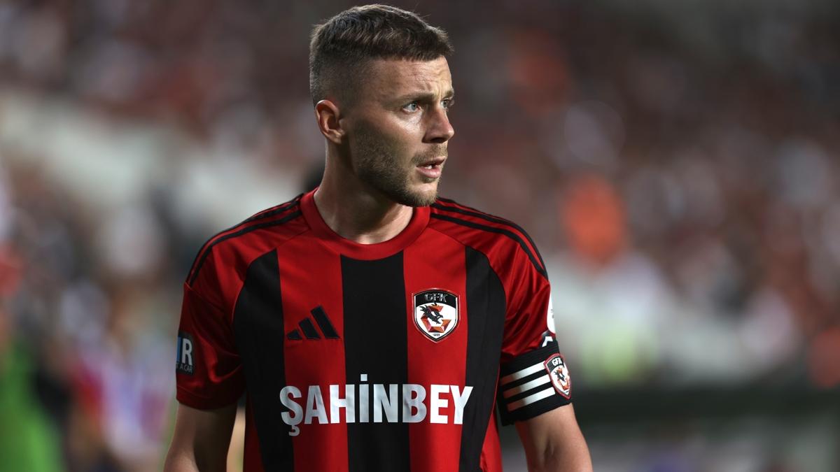 Maxim, Gaziantep FK'da kulp tarihine geti